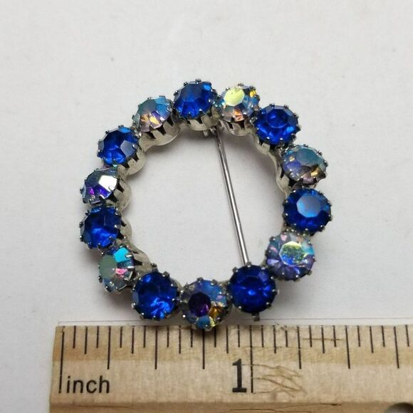 Vintage Sparkly Blue Two Tone Rhinestone Circle Brooch, AB Lapel Pin, Estate - Picture 3 of 6